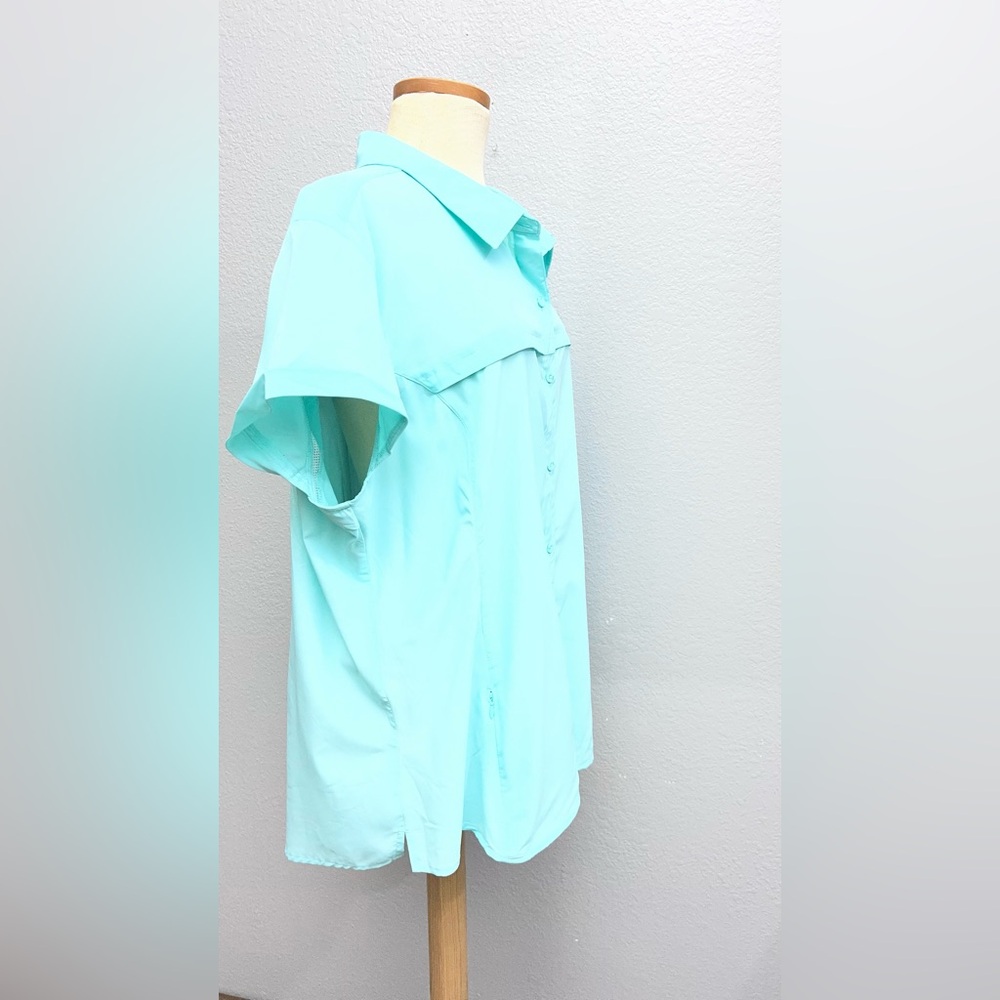 Magellan Outdoors Women's Light Blue Button-Down Shirt - Picture 6 of 8